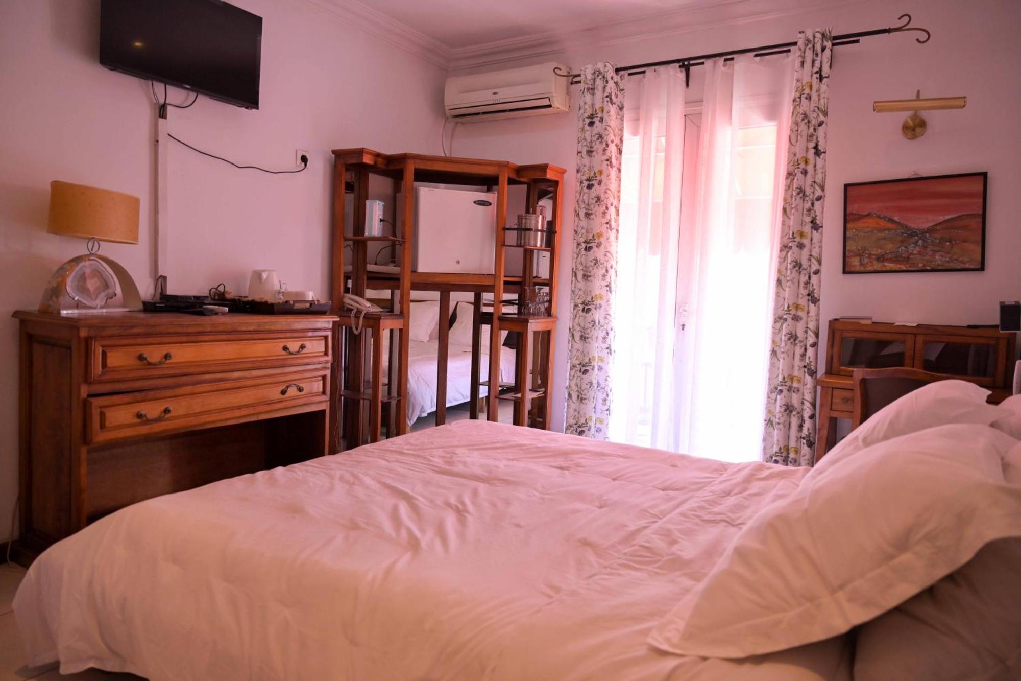 Hotel Brajas Antananarivo Room photo